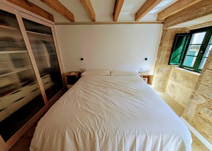 Casa Con Jardin Y Garaje En El Centro *